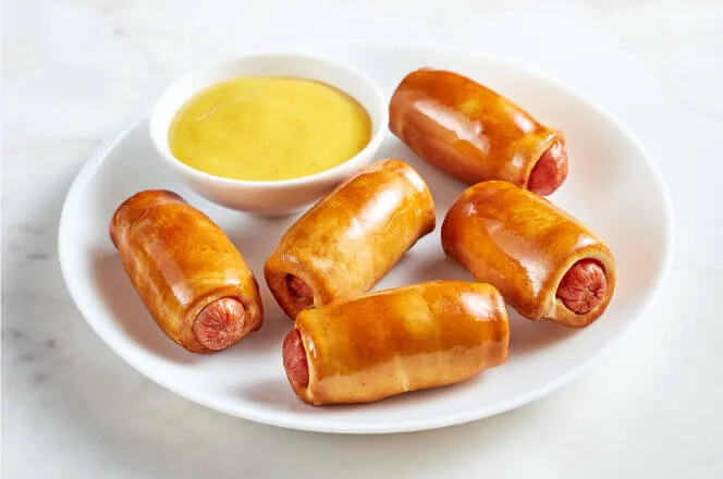 kids auntie anne's mini pretzel dogs
